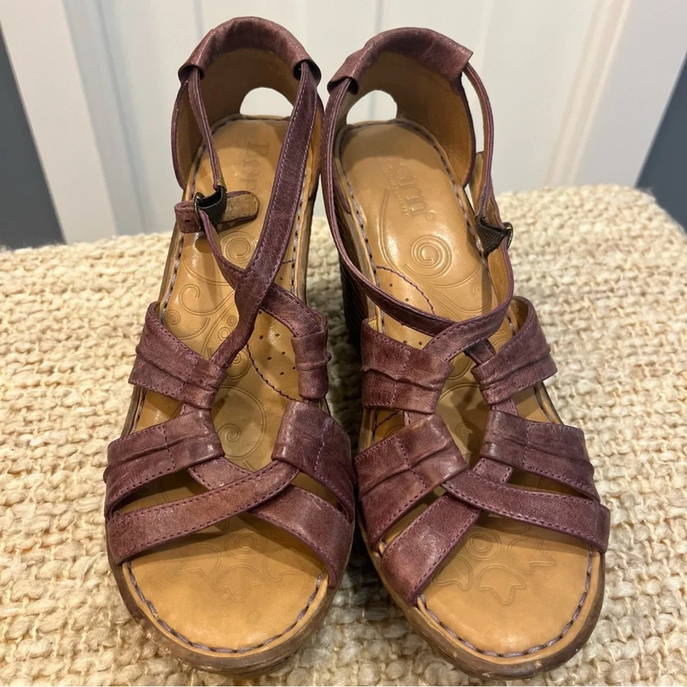 Born Wedge Sandals Women's‎ Size 9 Open Toe Leather Shoes Straps Style W62234